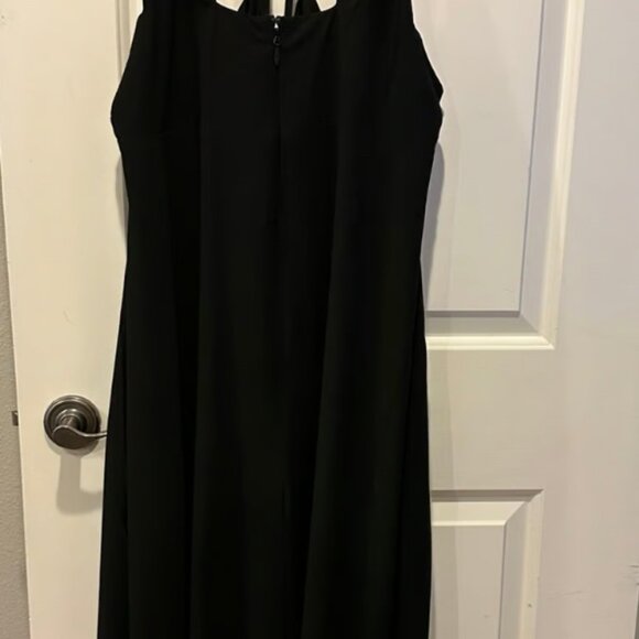 NWT City Chic Sexy Strap Dress - Picture 3 of 6